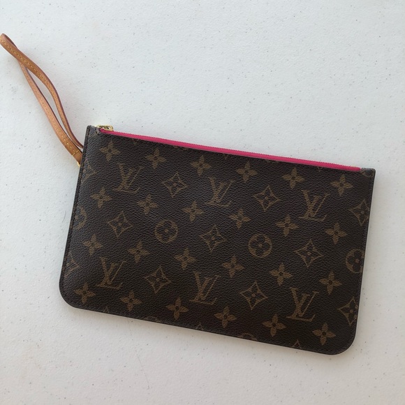 Louis Vuitton Handbags - Louis Vuitton Neverfull Pink Wristlet!